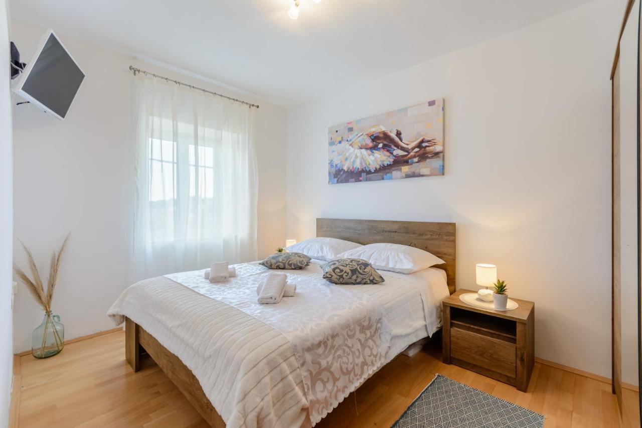 Apartman Mare Milna  Kültér fotó