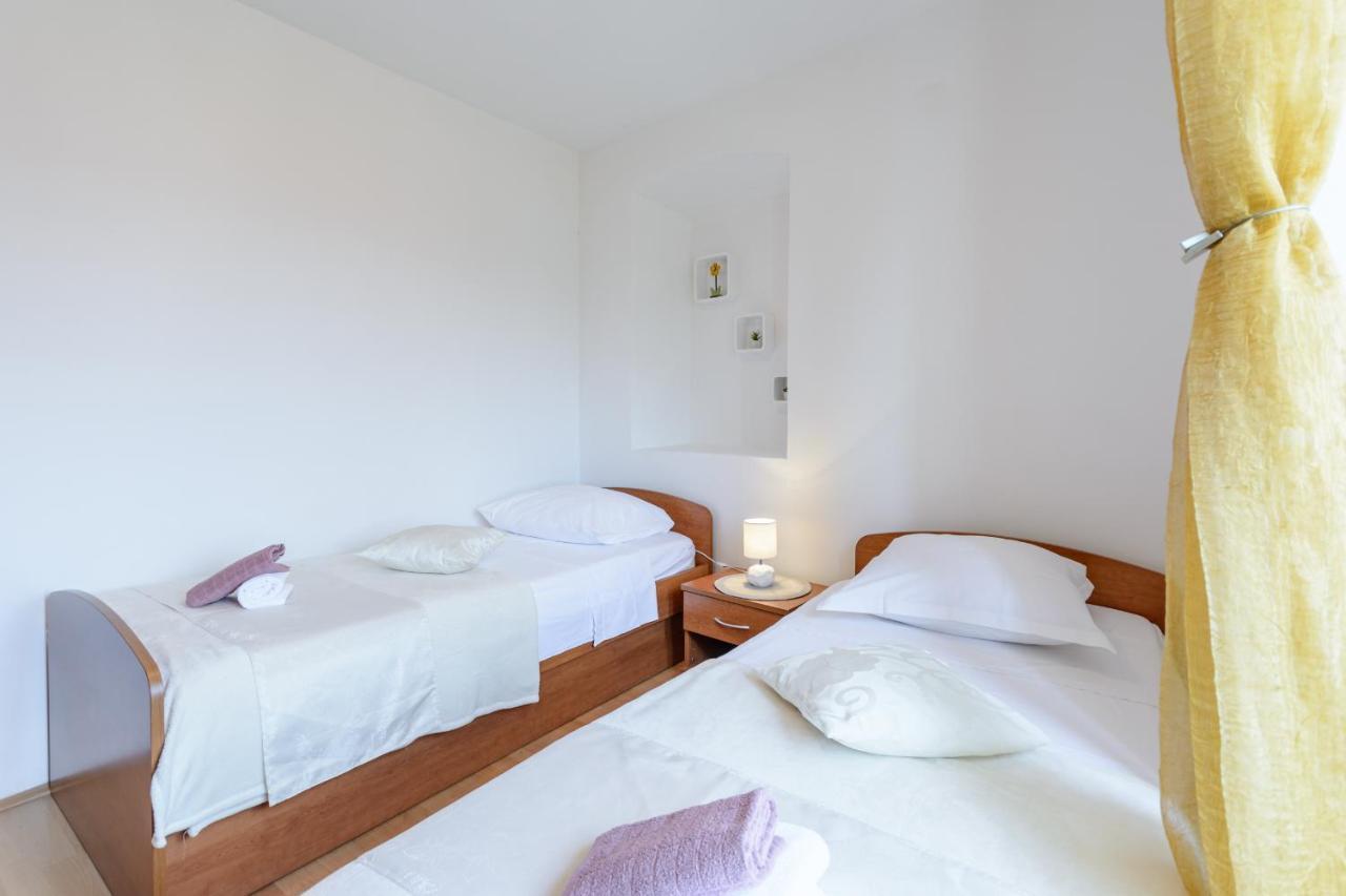 Apartman Mare Milna  Kültér fotó